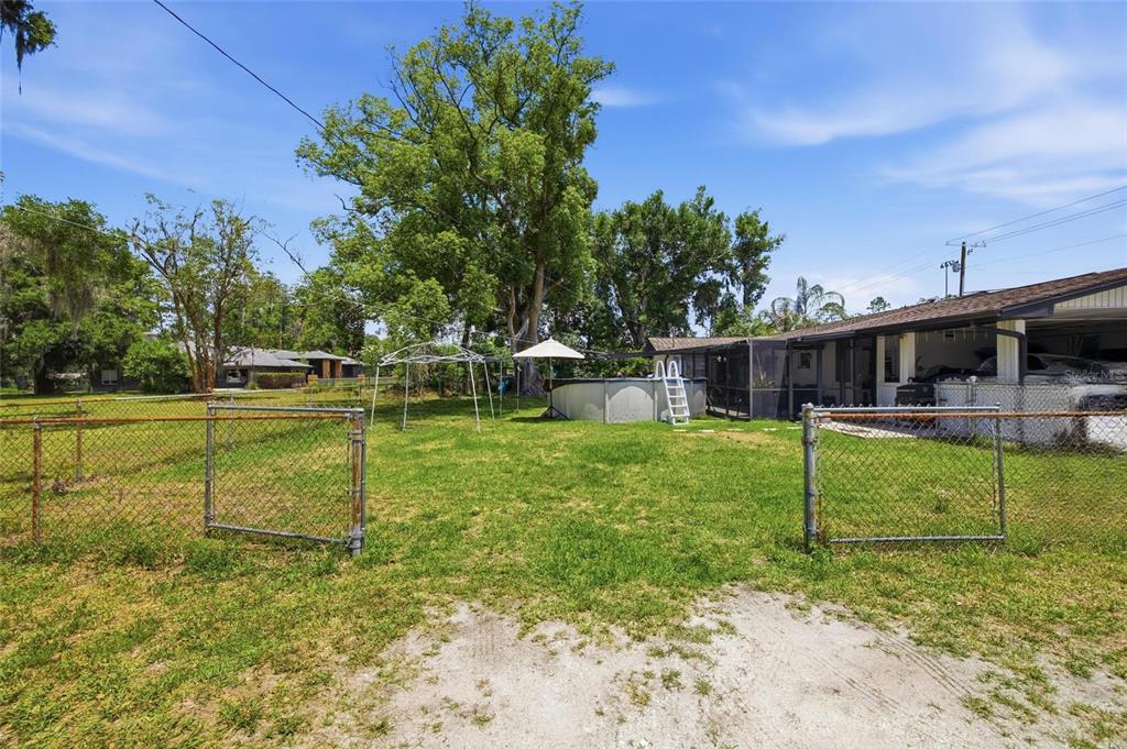 521 West Lutz Lake Fern Road Lutz, FL 33548 - Photo 32 of 40