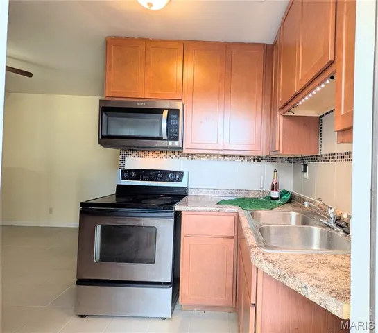 $127,000 | 7801 Ellington Drive, St. Louis, MO 63121