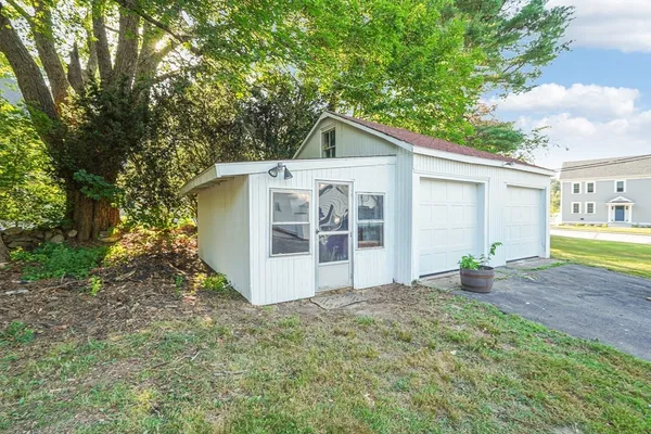 $674,900 | 84 East Main Street, Hopkinton, MA 01748