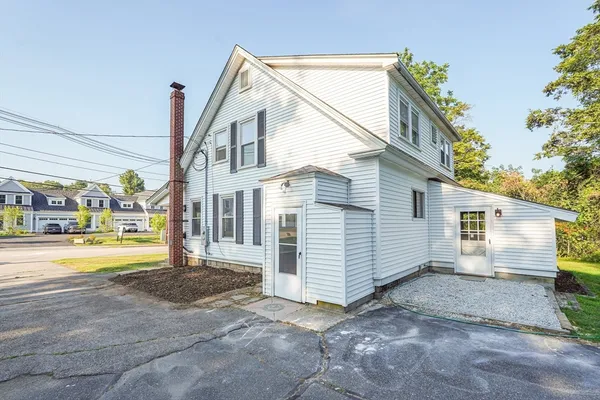 $674,900 | 84 East Main Street, Hopkinton, MA 01748