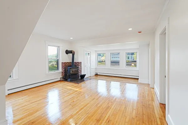 $674,900 | 84 East Main Street, Hopkinton, MA 01748