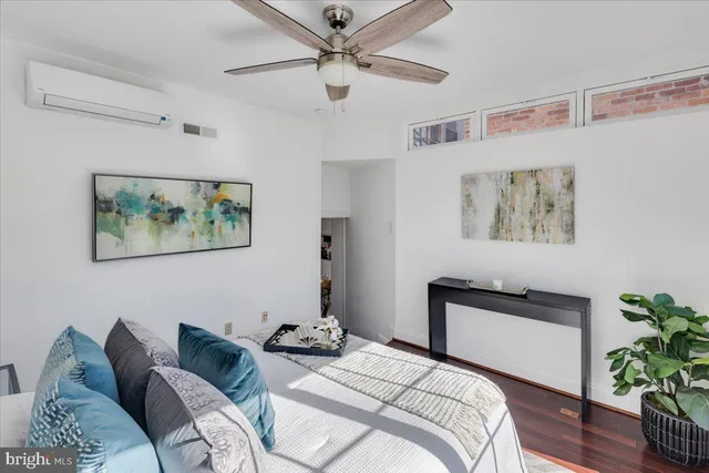 $740,000 | 1832 Calvert Street Northwest, Unit 3, Washington, DC 20009