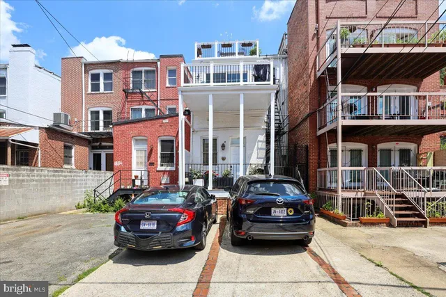 $740,000 | 1832 Calvert Street Northwest, Unit 3, Washington, DC 20009