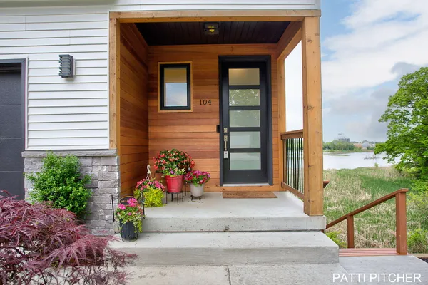 $825,000 | 104 River Hills Drive, Holland, MI 49424