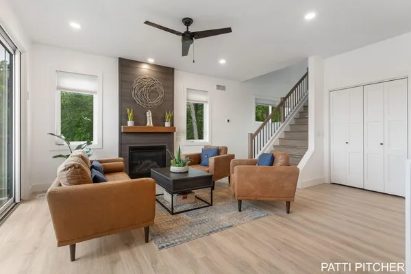 $825,000 | 104 River Hills Drive, Holland, MI 49424