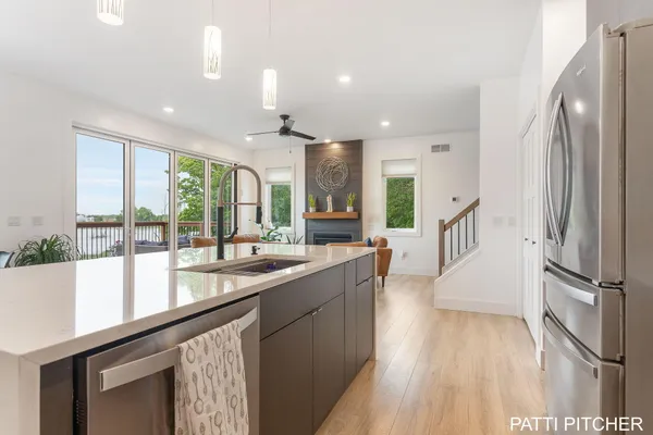 $825,000 | 104 River Hills Drive, Holland, MI 49424