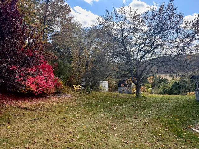 $285,000 | 457 Stafford Road, Mansfield, CT 06250