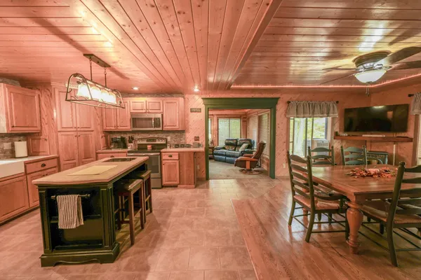 $439,900 | 7119 Freedom Trail, Wabeno, WI 54566