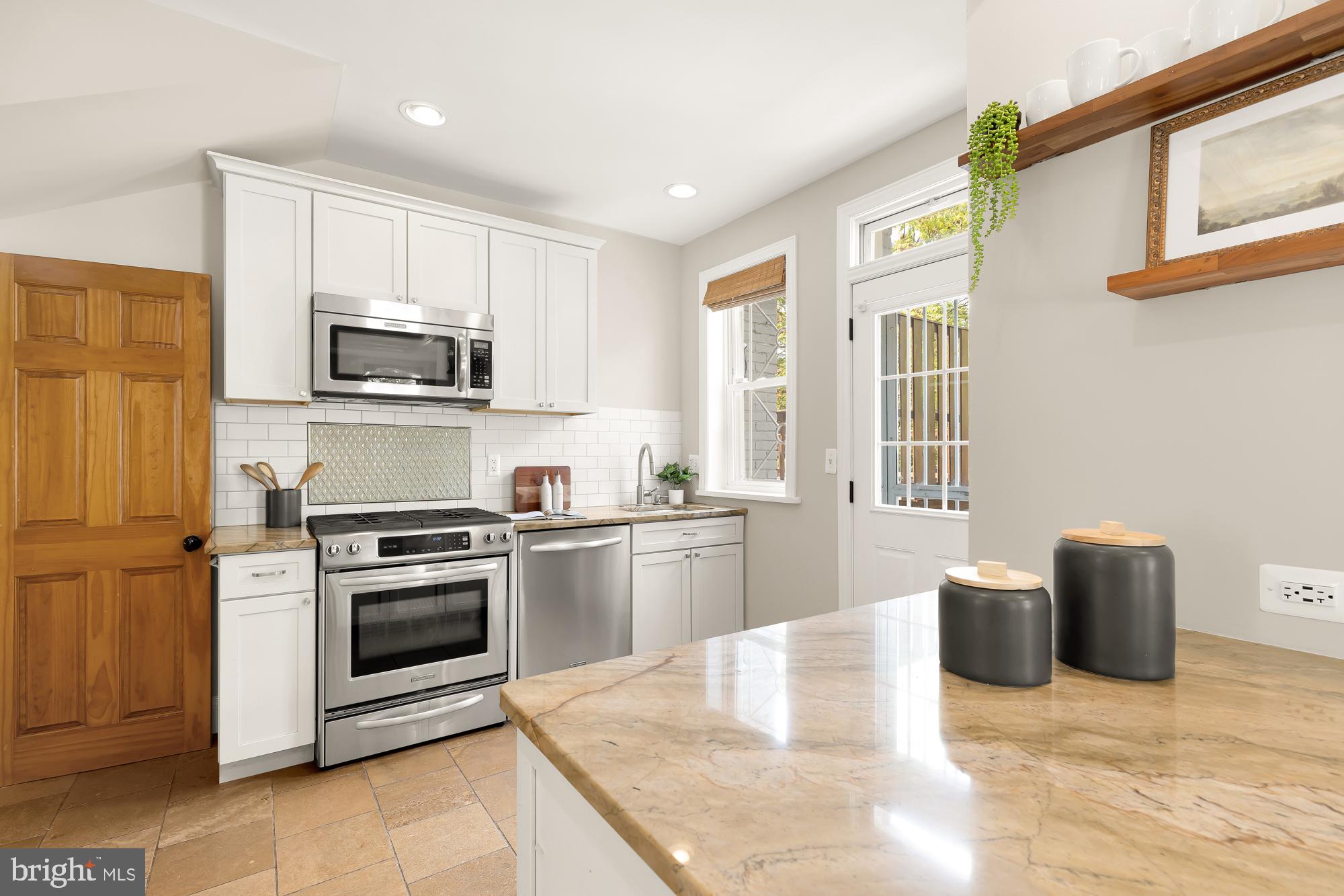 1012 10th Street Northeast Washington, DC 20002 - Photo 12 of 32