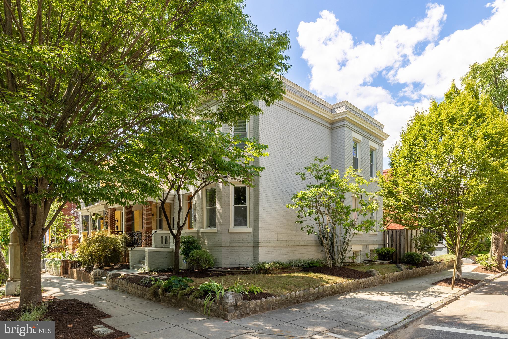 1012 10th Street Northeast Washington, DC 20002 - Photo 2 of 32