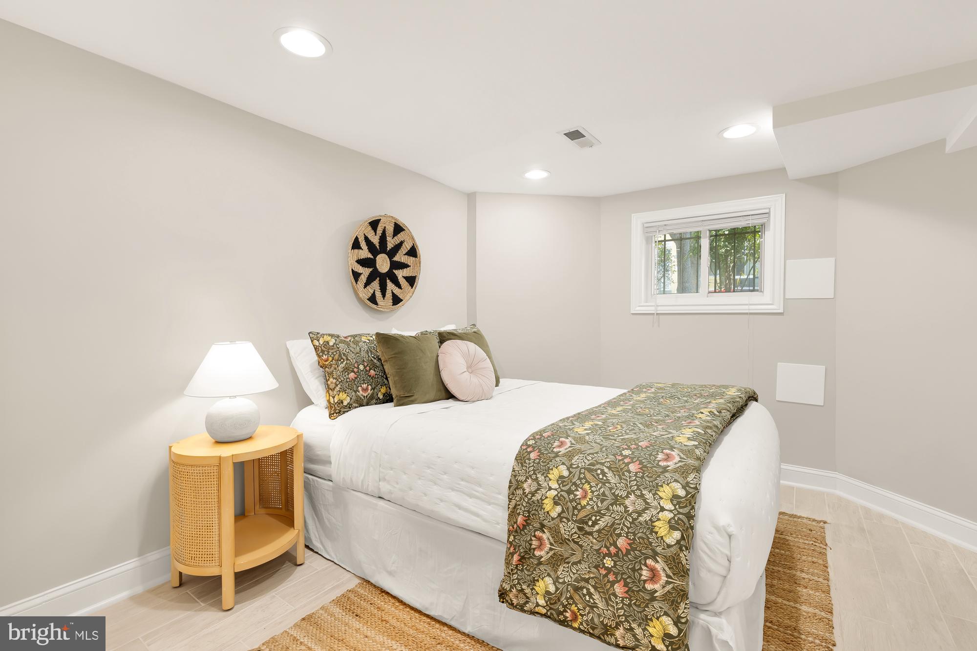 1012 10th Street Northeast Washington, DC 20002 - Photo 28 of 32