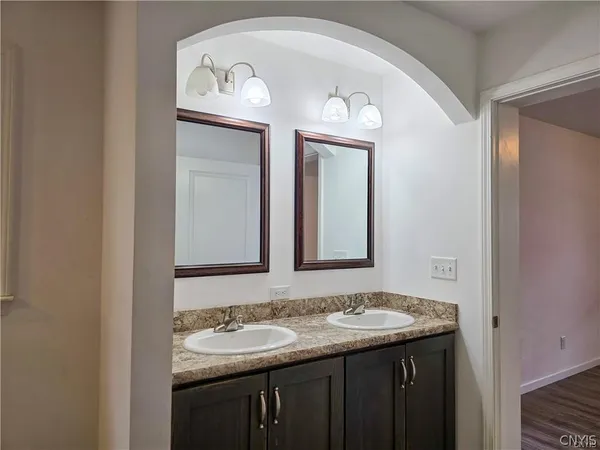 $499,900 | 21 Wedgeworth Drive, West Monroe, NY 13167