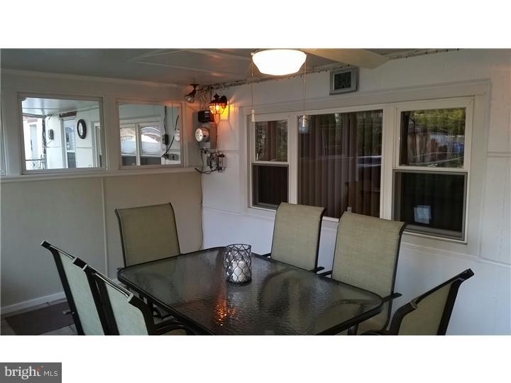 12233 Medford Road Philadelphia, PA 19154 - Photo 17 of 22 Sun Room