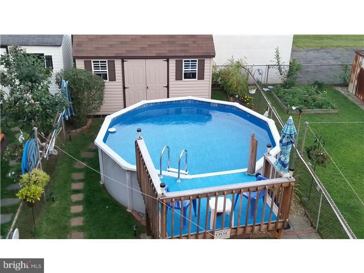 12233 Medford Road Philadelphia, PA 19154 - Photo 19 of 22 Pool