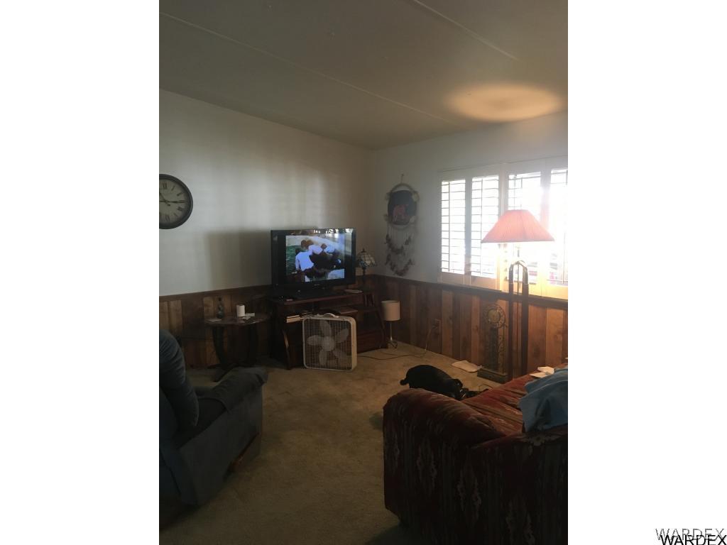 1746 Talc Road Bullhead City, AZ 86442 - Photo 15 of 26 Living area