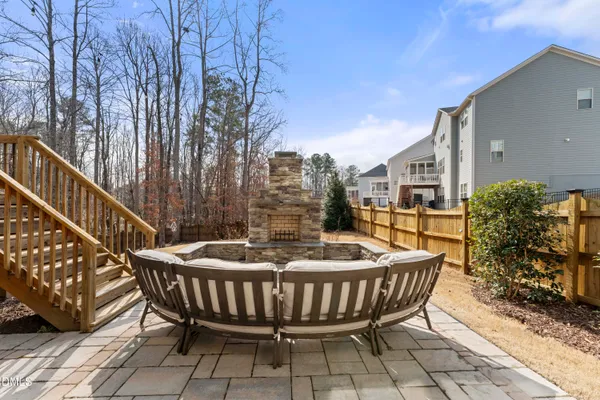 $1,149,900 | 121 Mystic Pine Place, Apex, NC 27539