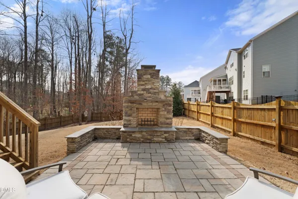 $1,149,900 | 121 Mystic Pine Place, Apex, NC 27539