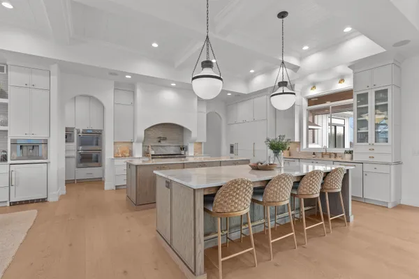 $3,500,000 | W5896 Autumn Hills Parkway, Appleton, WI 54913