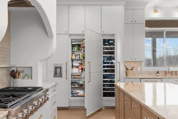 $3,500,000 | W5896 Autumn Hills Parkway, Appleton, WI 54913