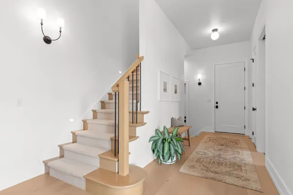 $3,500,000 | W5896 Autumn Hills Parkway, Appleton, WI 54913