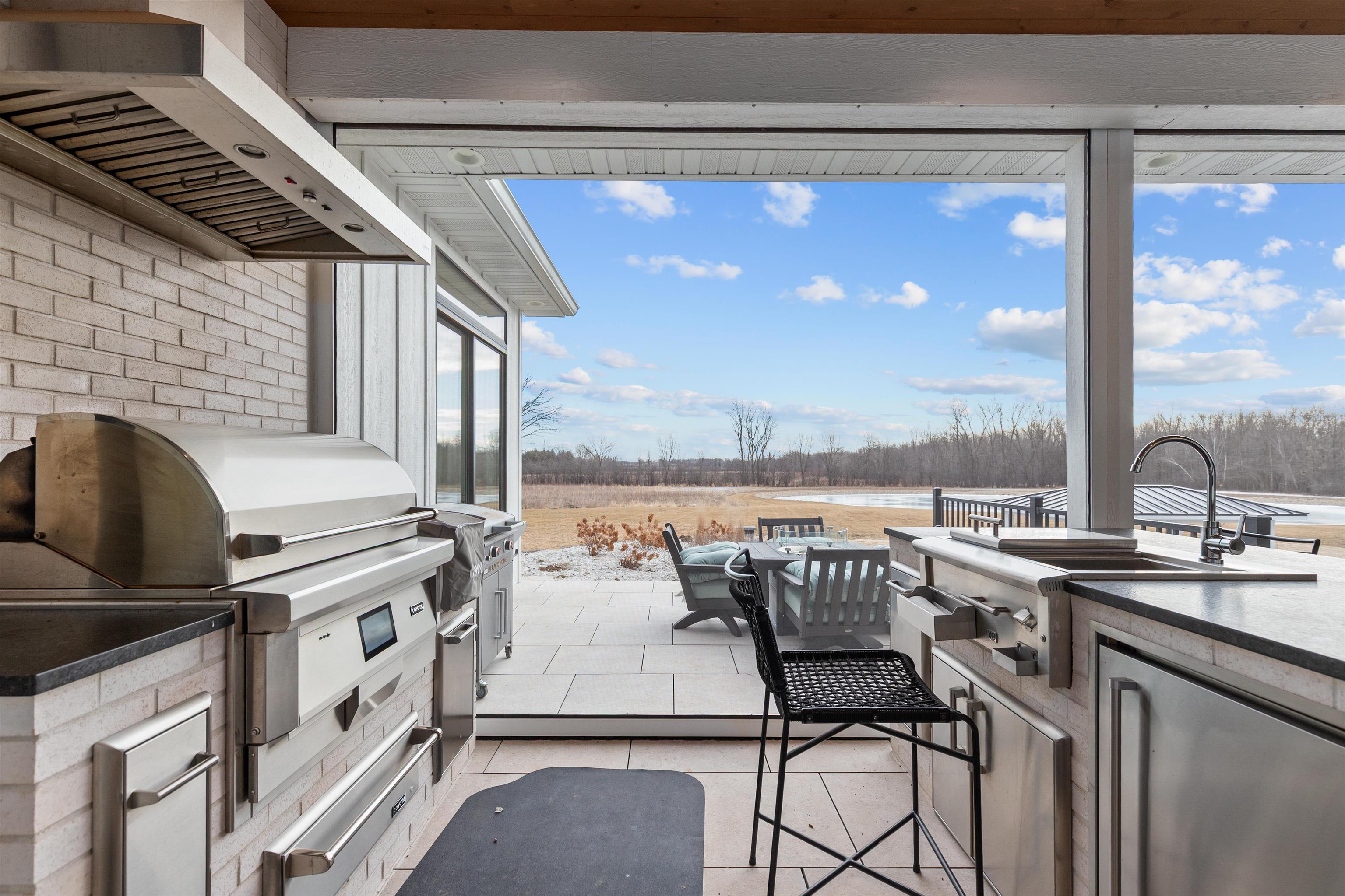 W5896 Autumn Hills Parkway Appleton, WI 54913 - Photo 32 of 87