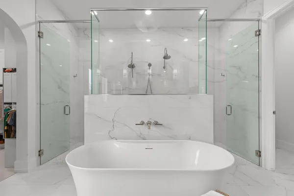 $3,500,000 | W5896 Autumn Hills Parkway, Appleton, WI 54913