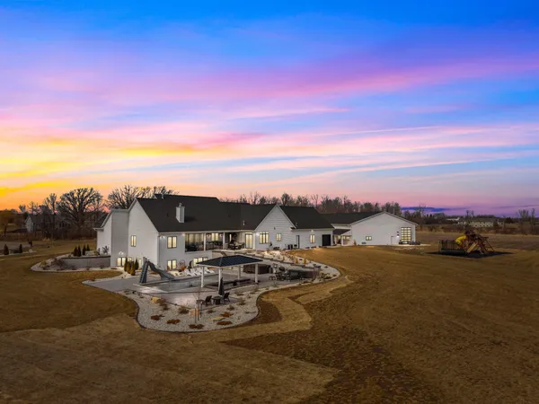 $3,500,000 | W5896 Autumn Hills Parkway, Appleton, WI 54913