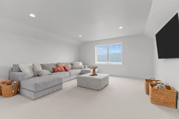 $3,500,000 | W5896 Autumn Hills Parkway, Appleton, WI 54913