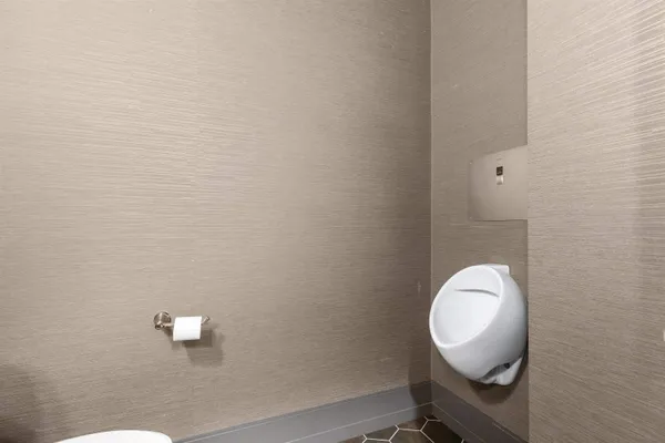 $3,500,000 | W5896 Autumn Hills Parkway, Appleton, WI 54913