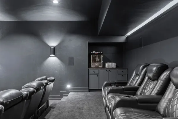 $3,500,000 | W5896 Autumn Hills Parkway, Appleton, WI 54913