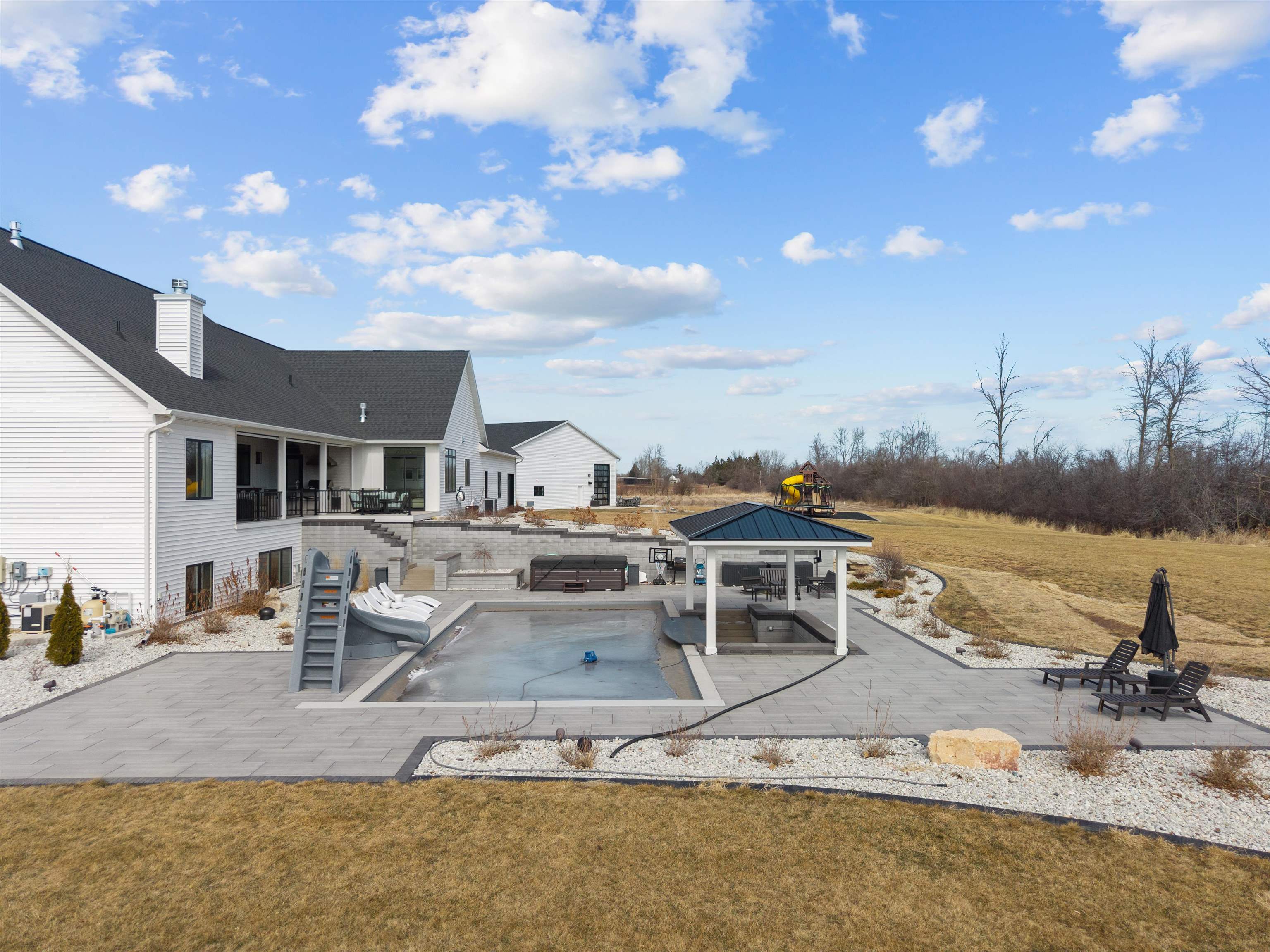 W5896 Autumn Hills Parkway Appleton, WI 54913 - Photo 75 of 87