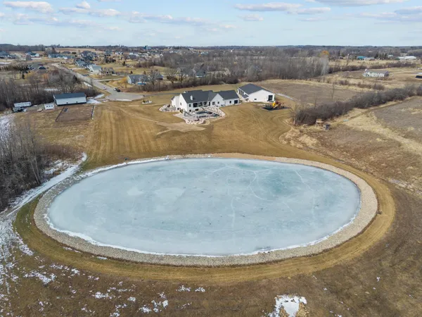 $3,500,000 | W5896 Autumn Hills Parkway, Appleton, WI 54913