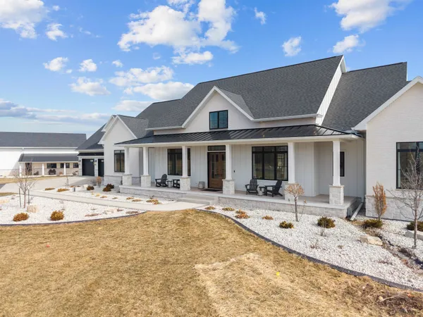 $3,500,000 | W5896 Autumn Hills Parkway, Appleton, WI 54913