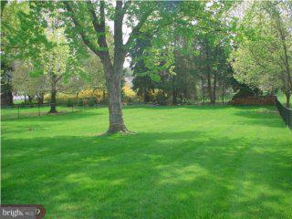 619 Cedarbrook Road Southampton, PA 18966 - Photo 2 of 6 Gallery Image 2