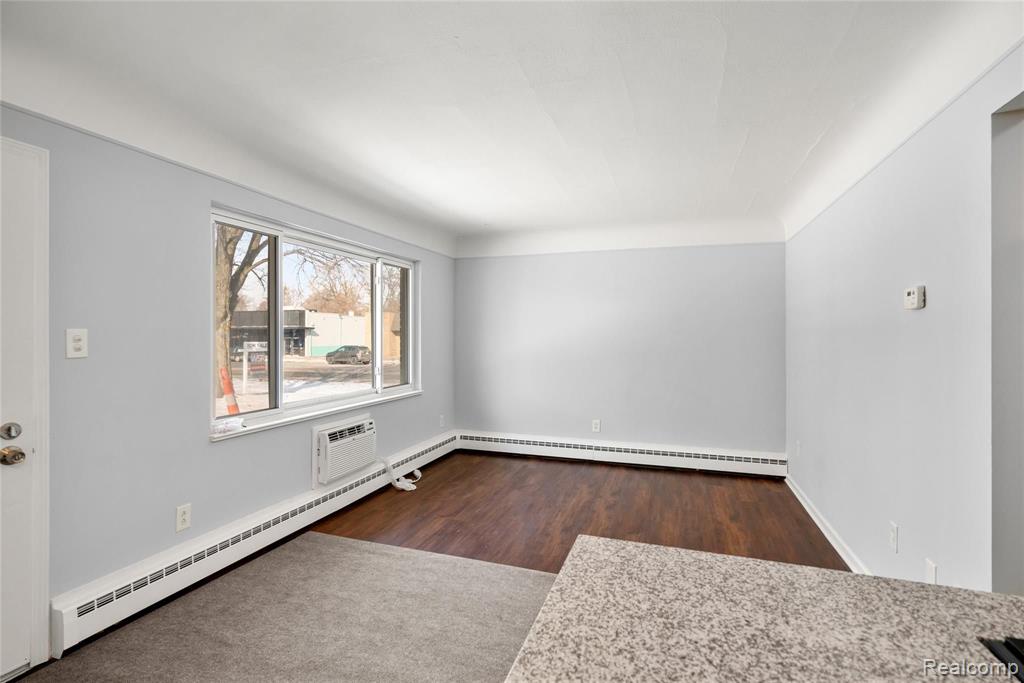 1611 West Nine Mile Road Ferndale, MI 48220 - Photo 8 of 18