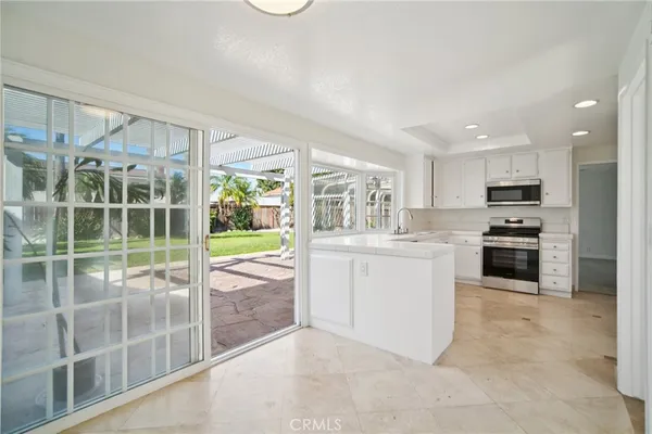 $1,660,000 | 1070 Visalia Drive, Costa Mesa, CA 92626