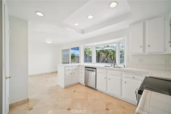 $1,660,000 | 1070 Visalia Drive, Costa Mesa, CA 92626