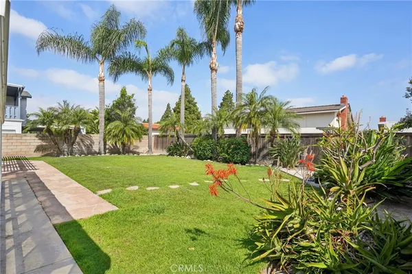 $1,660,000 | 1070 Visalia Drive, Costa Mesa, CA 92626