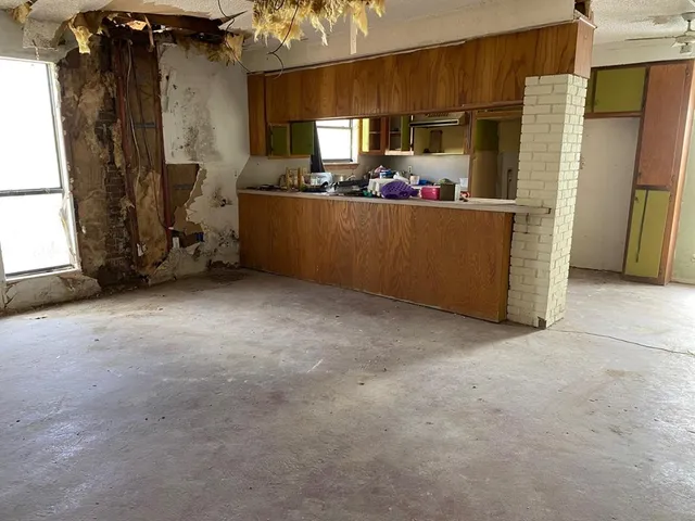 a view of a storage & utility room