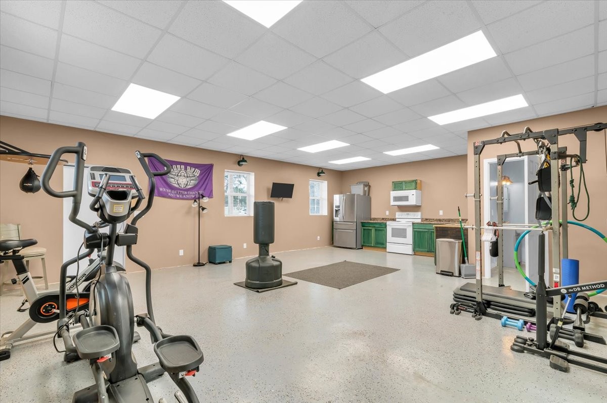 310 Edd Joyce Road Bell Buckle, TN 37020 - Photo 41 of 67 a view of a room with gym equipment