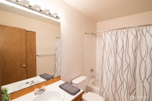 $524,950 | 103 96th Avenue Southeast, Unit A, Lake Stevens, WA 98258
