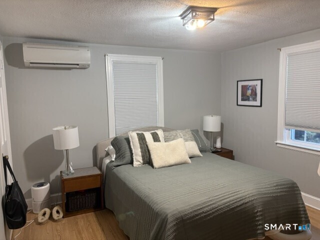 43 Farnham Road West Hartford, CT 06119 - Photo 11 of 24