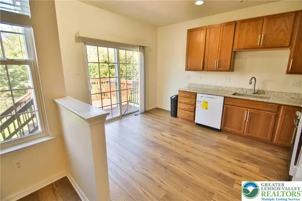 $2,500 | 867 King Way, Breinigsville, PA 18031