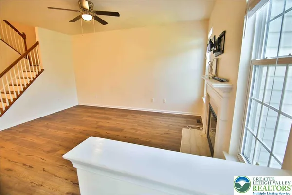 $2,500 | 867 King Way, Breinigsville, PA 18031