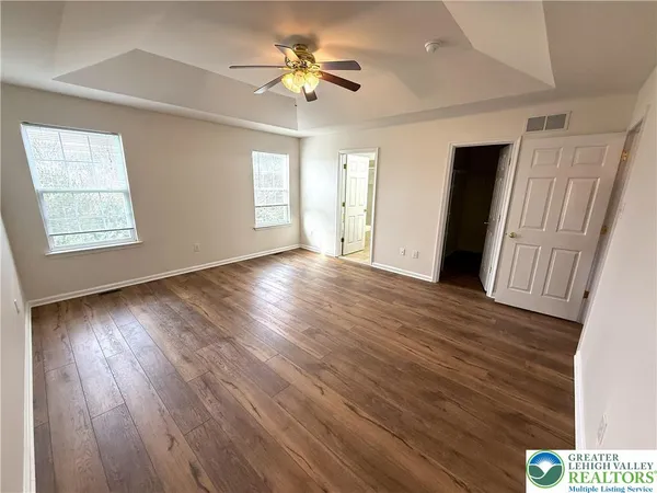 $2,500 | 867 King Way, Breinigsville, PA 18031