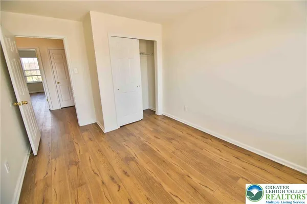 $2,500 | 867 King Way, Breinigsville, PA 18031