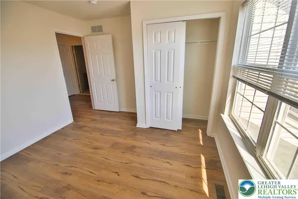 $2,500 | 867 King Way, Breinigsville, PA 18031