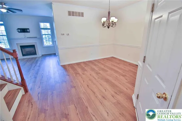 $2,500 | 867 King Way, Breinigsville, PA 18031