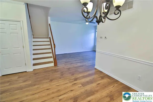 $2,500 | 867 King Way, Breinigsville, PA 18031