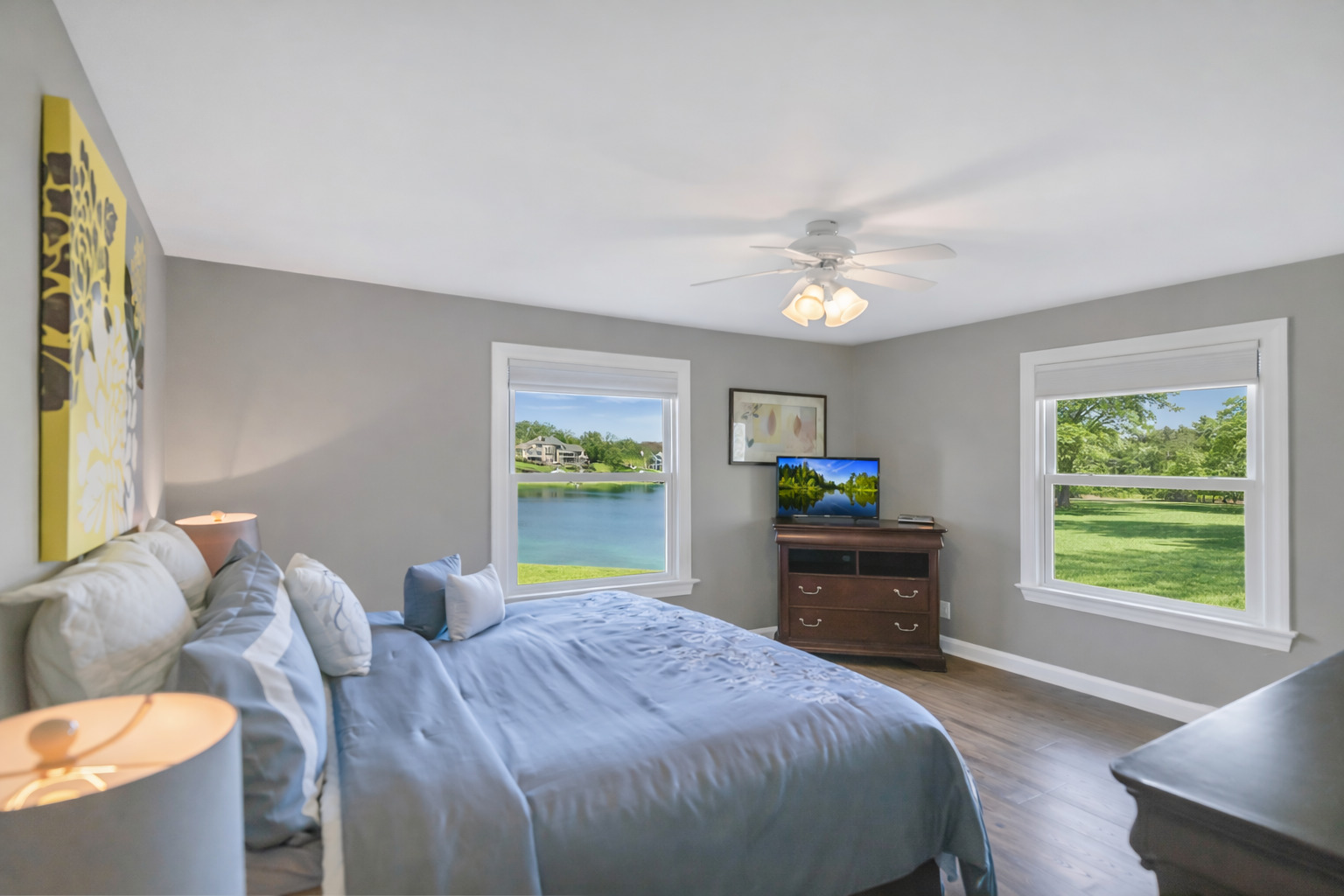 512 Bay Road McHenry, IL 60051 - Photo 5 of 38